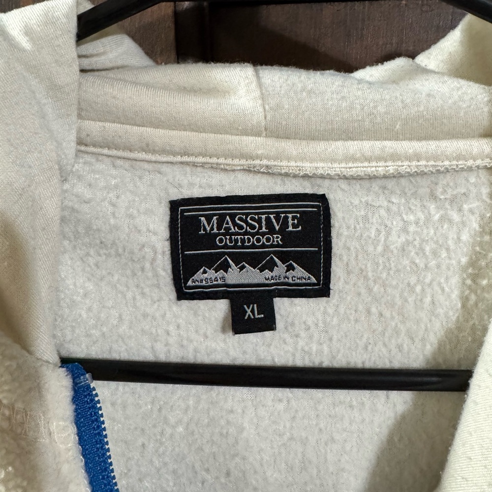 Massive Outdoor Men's Blue and White Fleece Hoodie - Picture 2 of 4